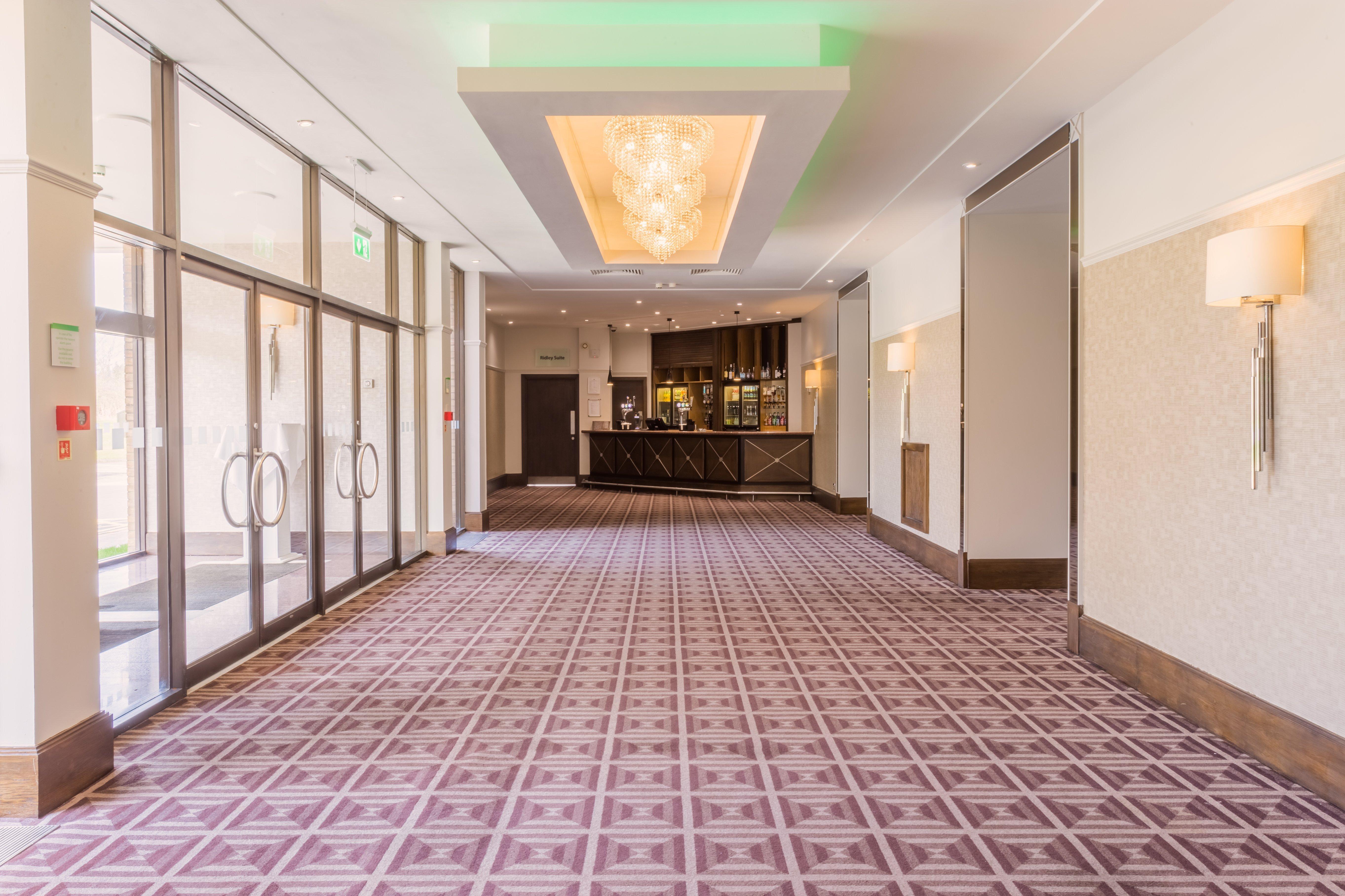 Holiday Inn Newcastle Gosforth Park By Ihg Seaton Burn Экстерьер фото